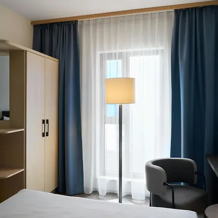 Four Points Flex By Sheraton Otel 3*