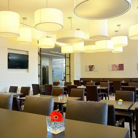 酒店 Four Points Flex By Sheraton 3*