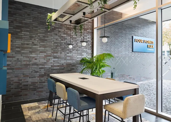 Four Points Flex By Sheraton Hotel 3*